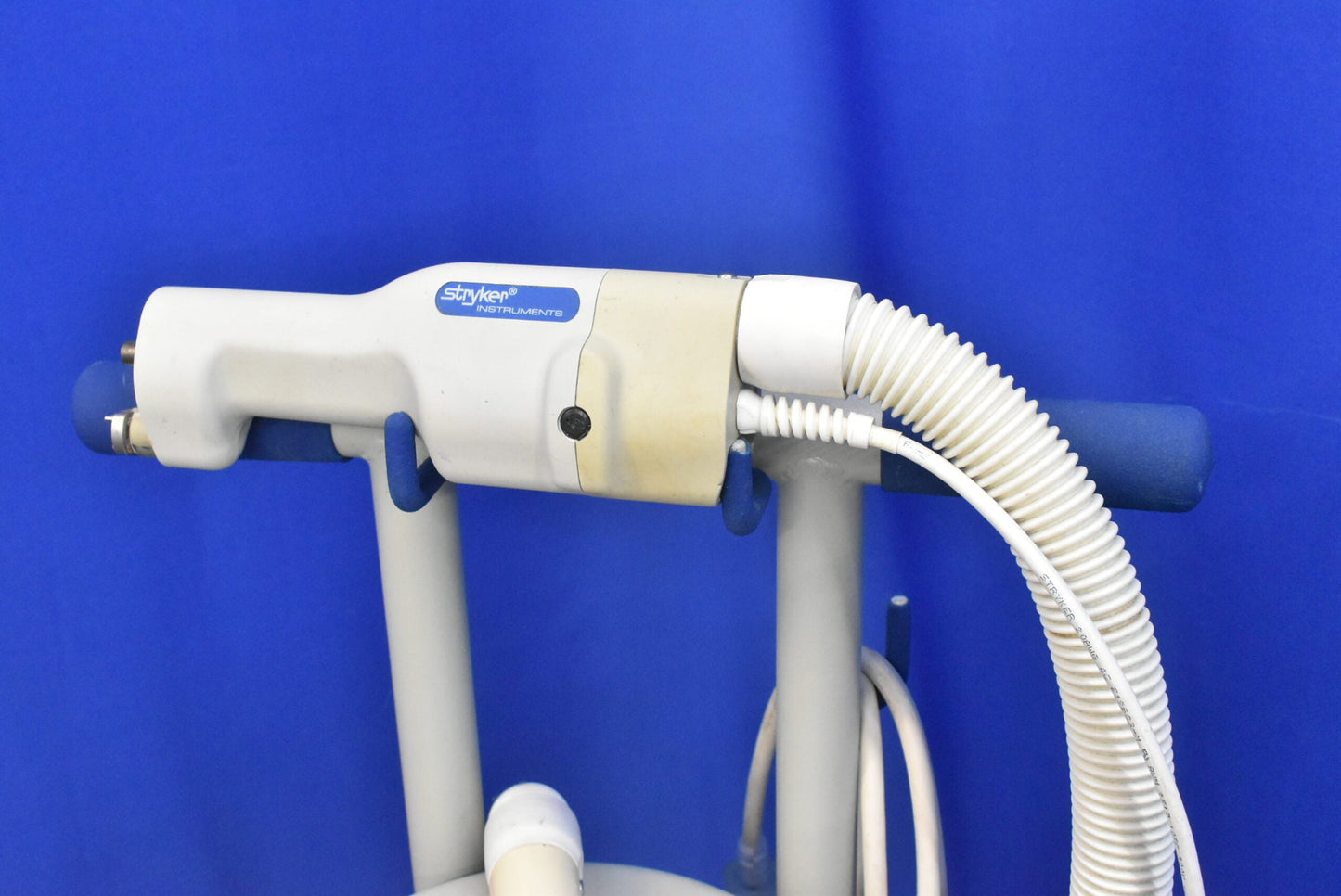 Stryker 986 CastVac with Mobile Stand
