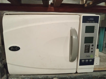 Pelton and Crane Delta Q Autoclave