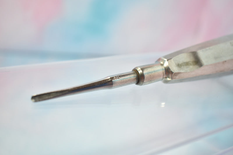 Henry Schein 46 Elevator - Dental Parts Shop