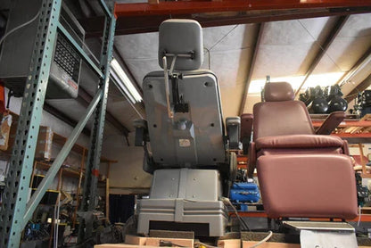 SMR Apex 2000 Oral Surgery Exam Chair