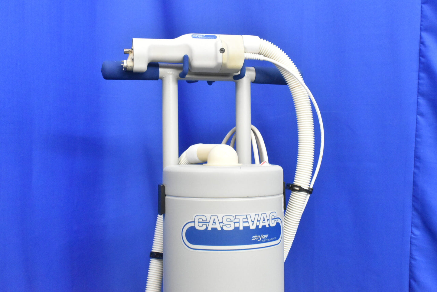 Stryker 986 CastVac with Mobile Stand