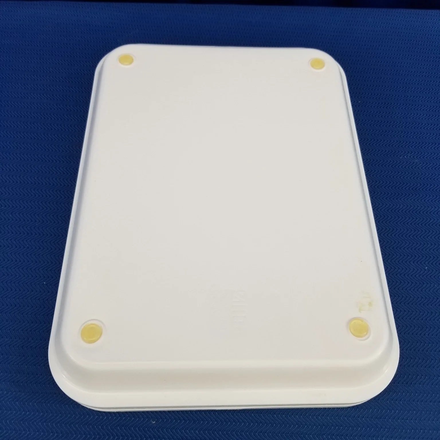 Dental Plastic Instrument Accessory Trays 9 1/2″ x 13 1/2″ White Lot of 4 - Dental Parts Shop