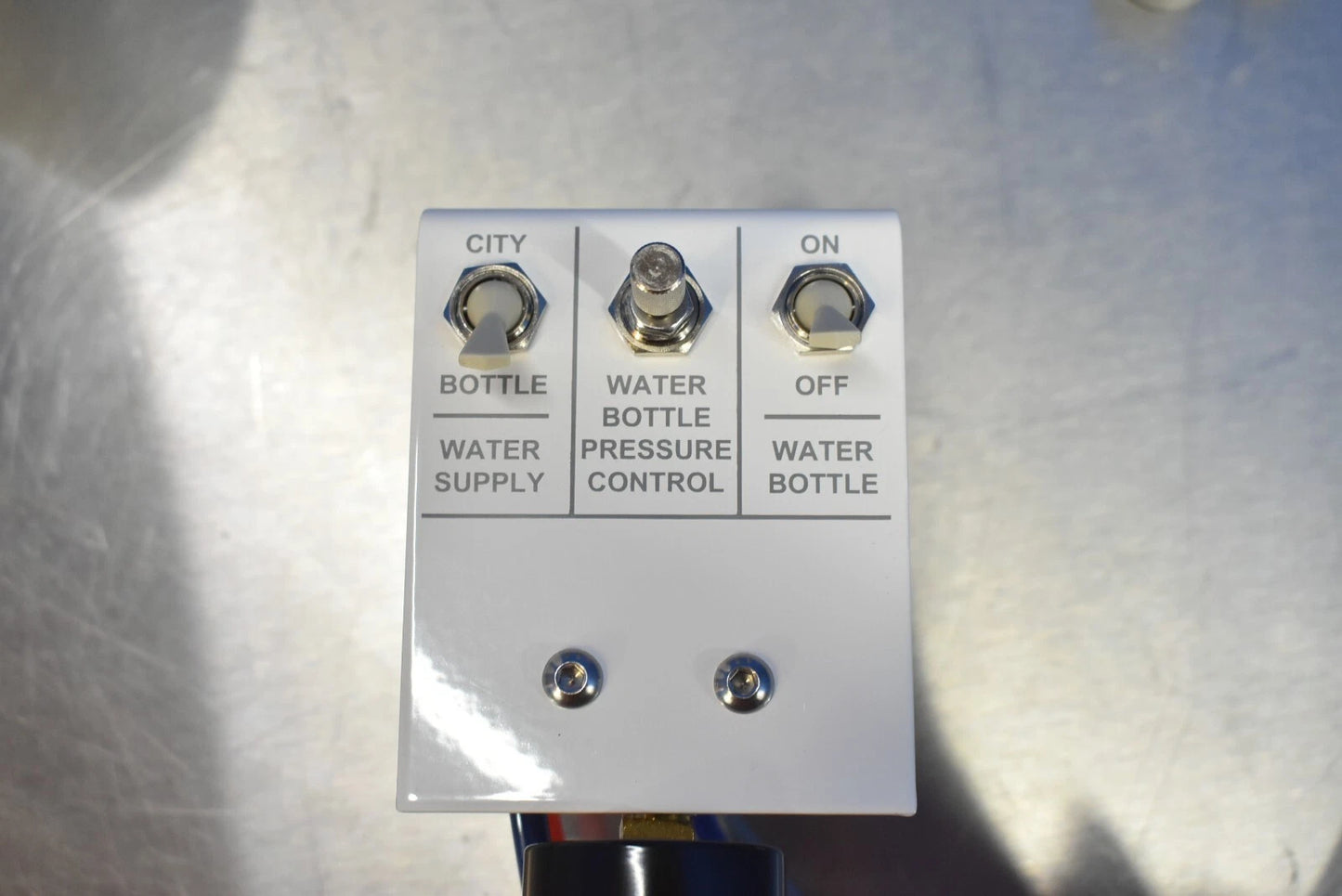 Economy Self-Contained Deluxe Water System w/750 ml Bottle & Extra Bottle - Dental Parts Shop